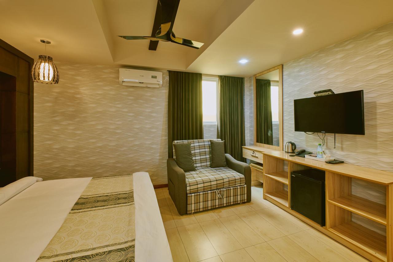 Nb Grand Hotel Hulhumale Exterior photo