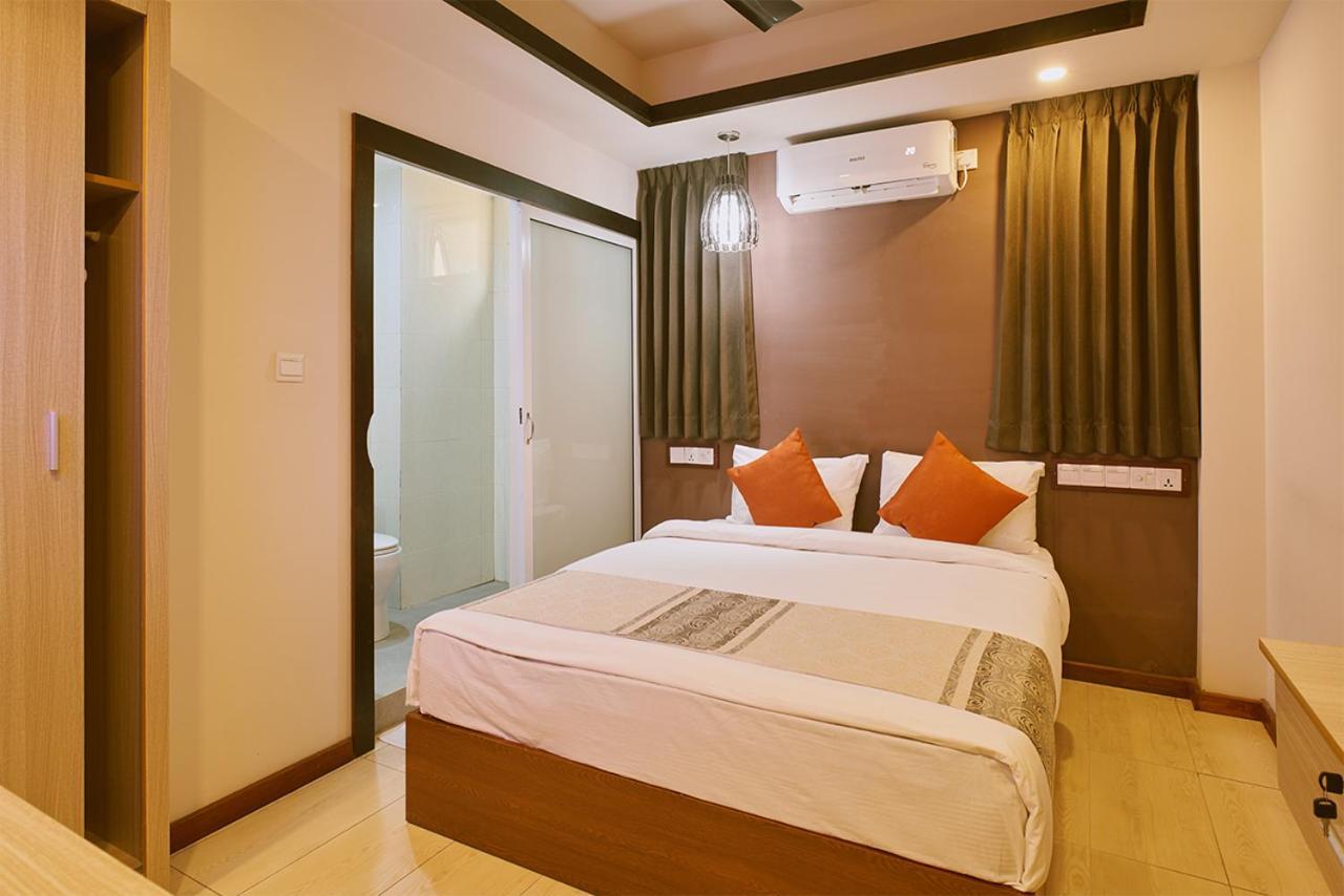 Nb Grand Hotel Hulhumale Exterior photo